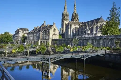 Vue de Quimper illustrant la distribution de flyer et prospectus